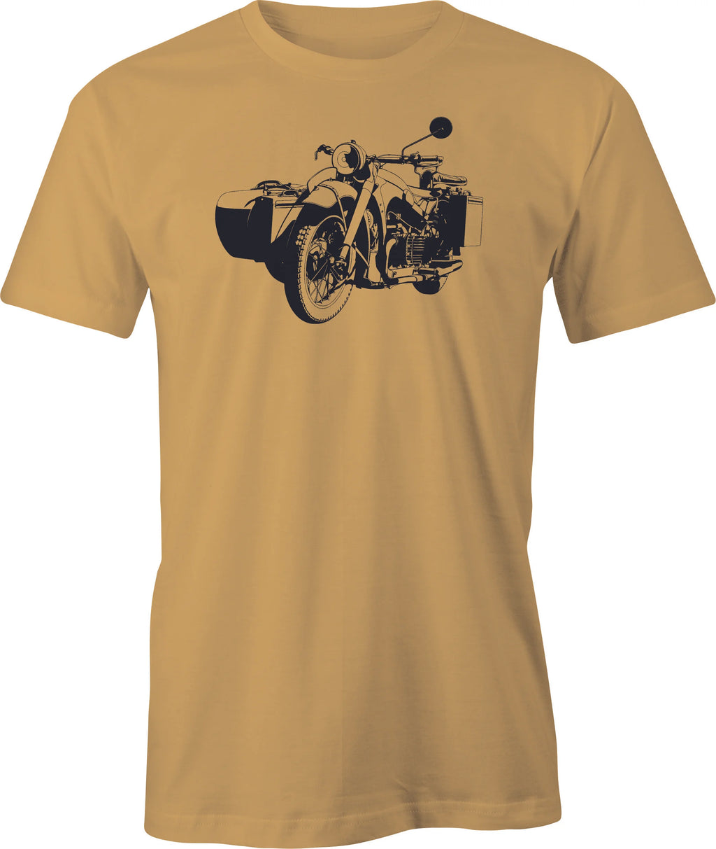 BMW R 75 with Side Car printed on men's T shirt.